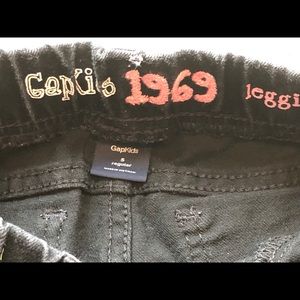GAP Bottoms - Gap Black Legging Jean EUC - 5 Regular GAP Bottoms - Gap Black Legging Jean EUC - 5 Regular